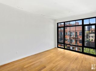209 Jackson St #2F, Brooklyn, NY 11211