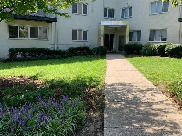 1009 Chillum Rd APT 403, Hyattsville, MD 20782