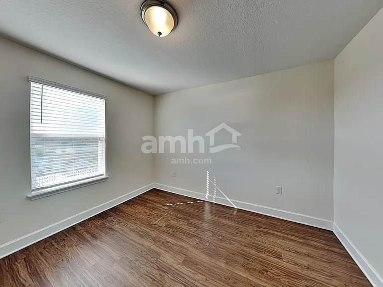 4803 Windy Hammock Way — Photo 12