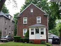 332 Pennsylvania Ave photo 1