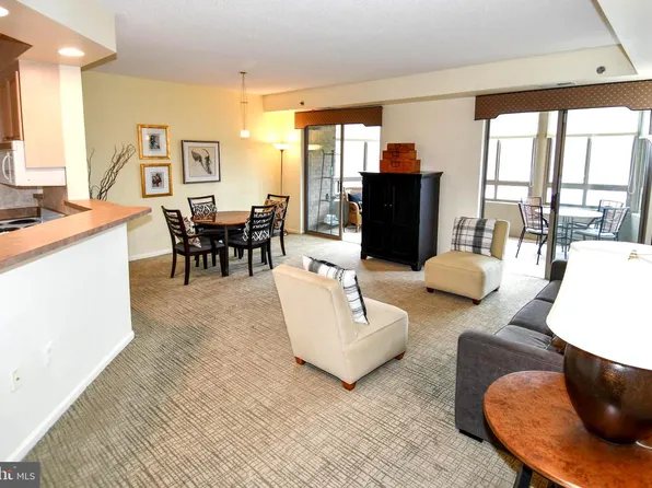 3210 N Leisure World Blvd APT 519, Silver Spring, MD 20906