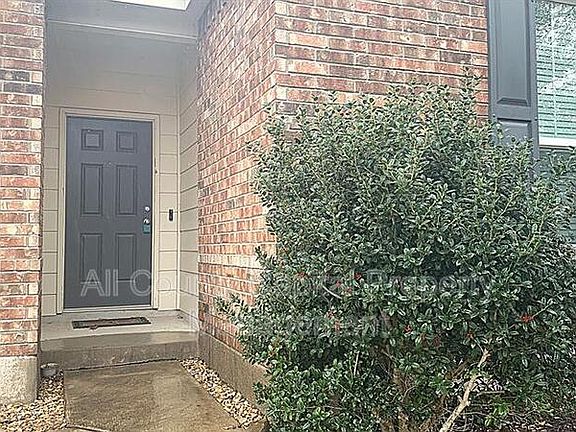 2nd image of 9200 China Rose Dr