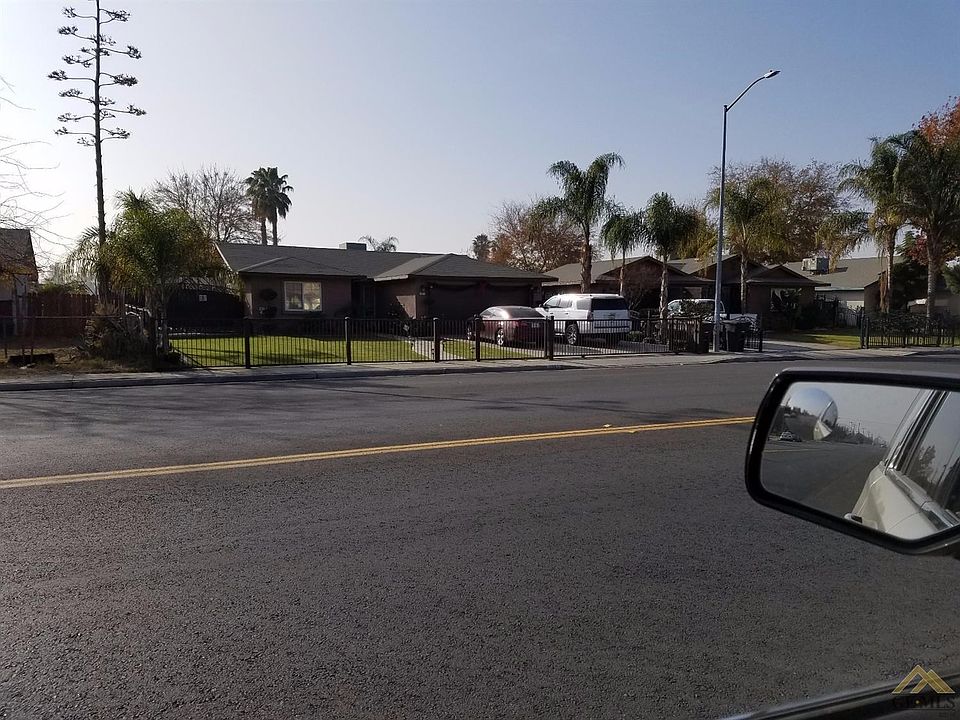 1st image of 321 W Los Angeles Ave