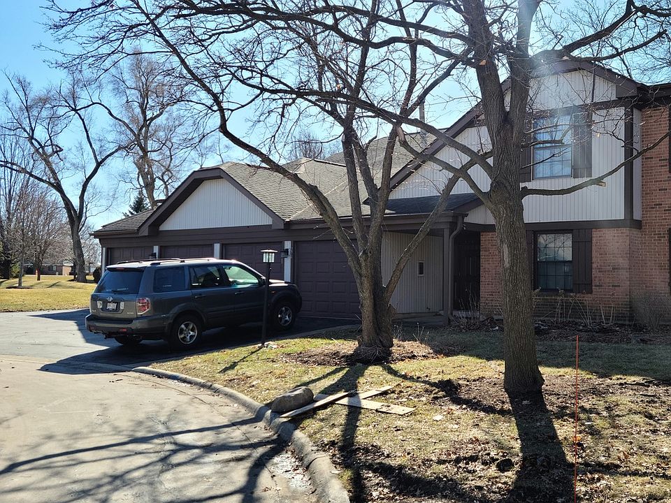 1st image of 274 Buckingham Ct Unit D1