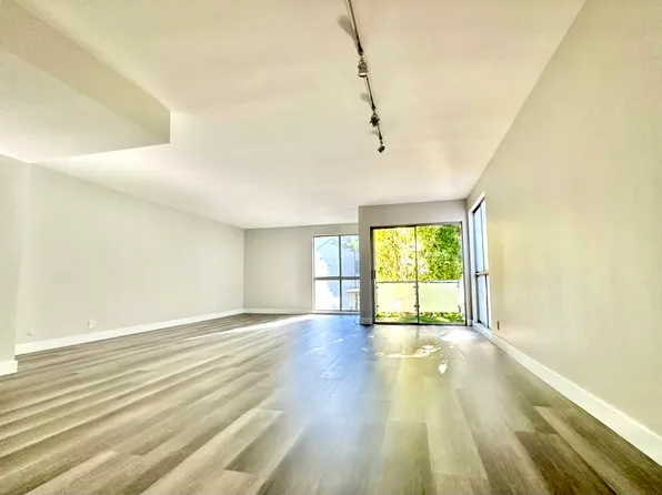 244 N Almont Dr #4B, Beverly Hills, CA 90211