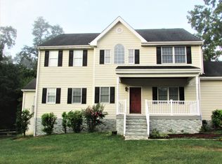 10 Latches Ln, Berwyn, PA 19312