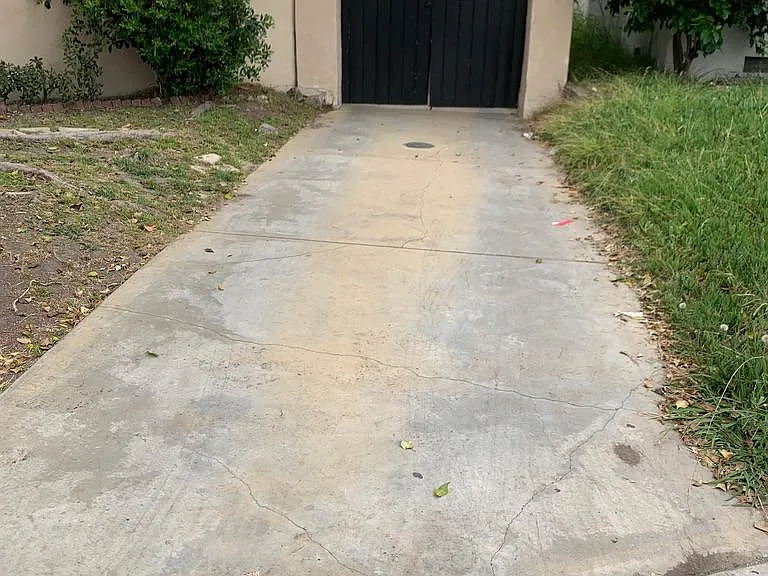135 N Gale Dr #2 — Photo 14
