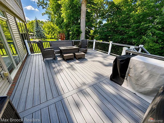 3rd image of 3238 Terra Ct