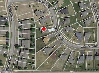 516 Moline Loop NW, Isanti, MN 55040