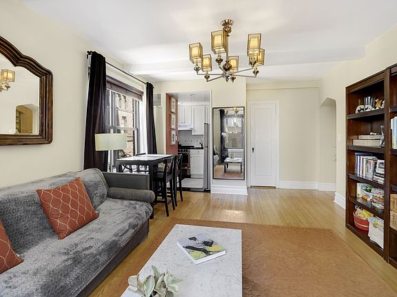2nd image of 200 E 16th St APT 5H