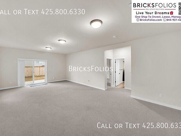4th image of 5162 86th Ave NE #B