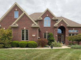 3921 Azalea Cir, Maumee, OH