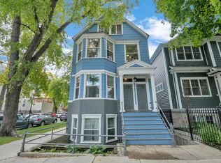2135 W Barry Ave APT 2, Chicago, IL 60618