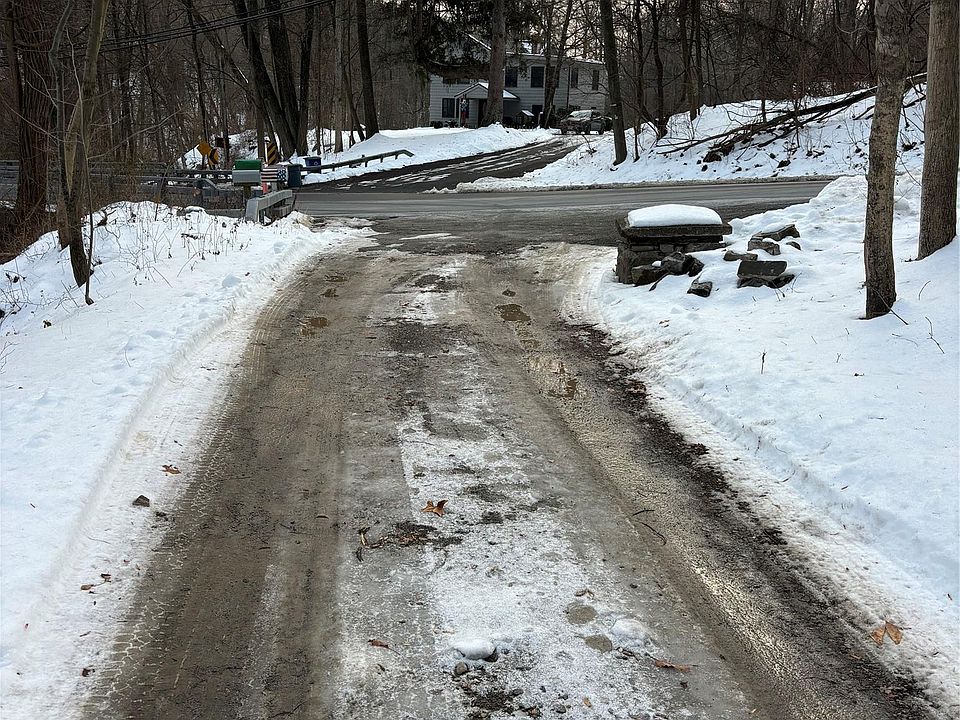 1st image of Gallows Hill Road