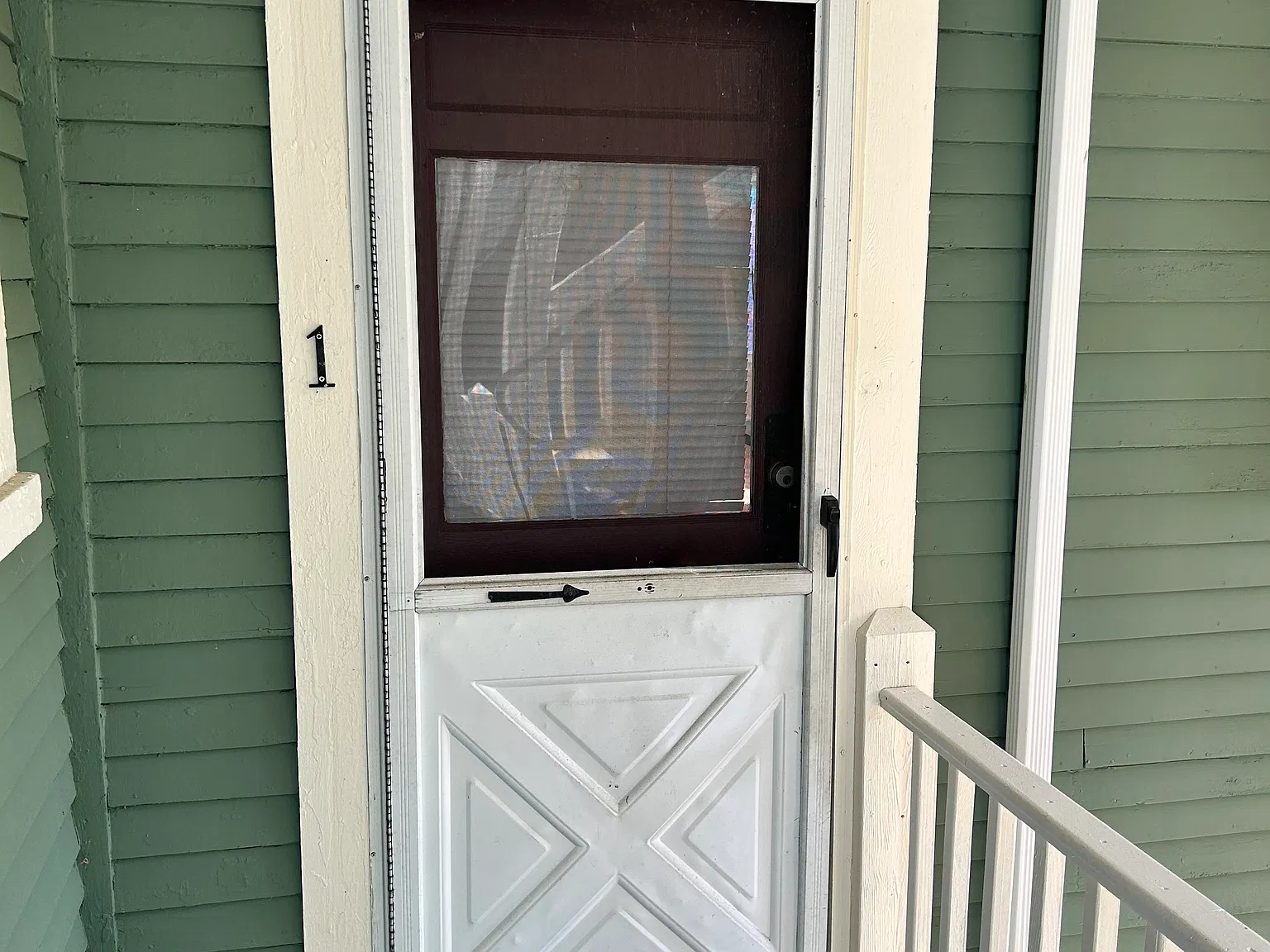 2 bed, 900 sqft, $2,100 — Photo 4