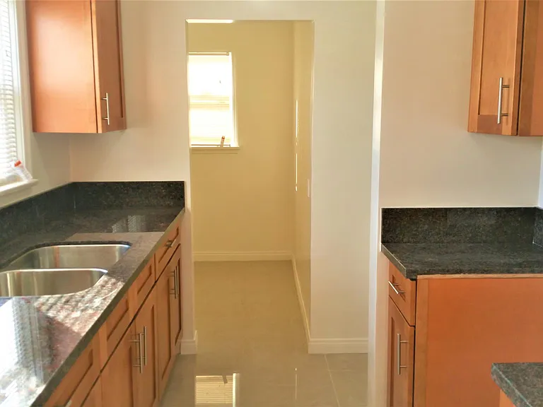 3509 Ellison St — Photo 10