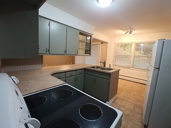 4th image of 3997 Butterworth Dr SW