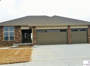 2727 N 191st St, Elkhorn, NE 68022