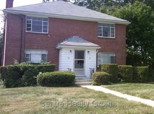 15 Westchester Rd #1, Newton, MA 02458