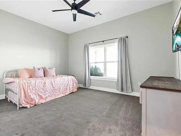 1589 Culpepper Ln — Photo 35