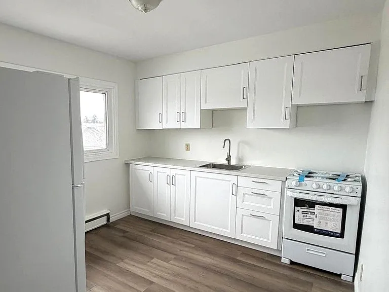 127 Ann St #3 — Photo 2