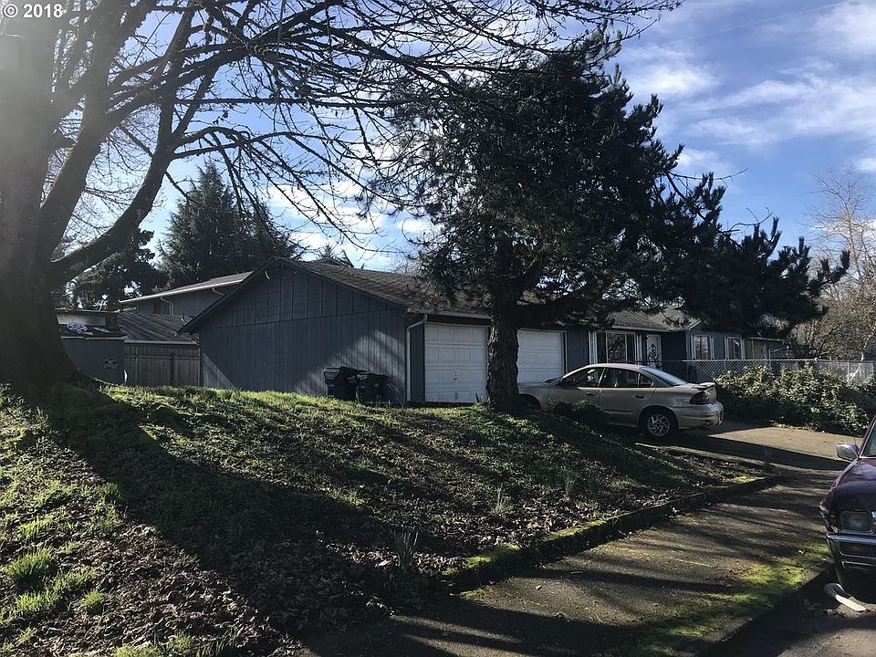 2nd image of 733 W Quinalt St