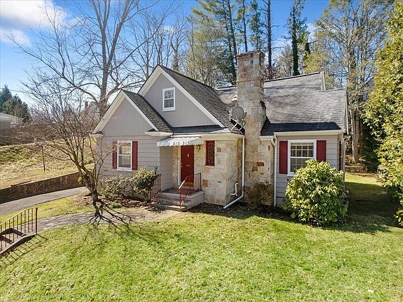 4th image of 1219 Prospect Ave