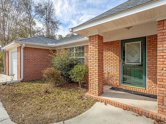 2nd image of 163 Shadow Oak Cir