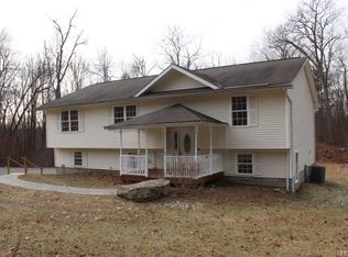 304 East Rd, Plattekill, NY 12589