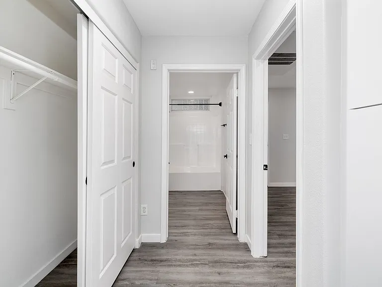 2820 Sawtelle Blvd — Photo 93