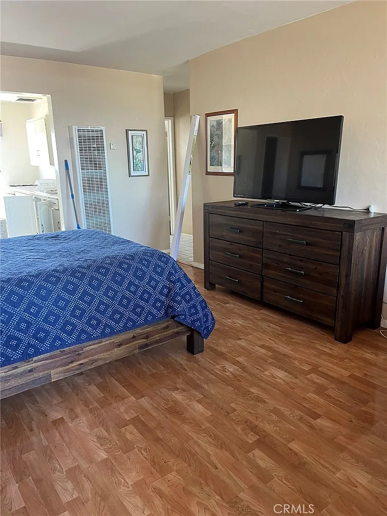 1 bed, 400 sqft, $1,800 — Photo 4