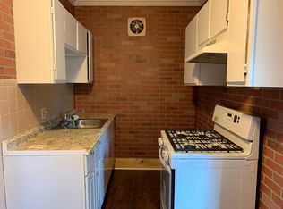 50 East St APT 1, Hartford, CT 06120