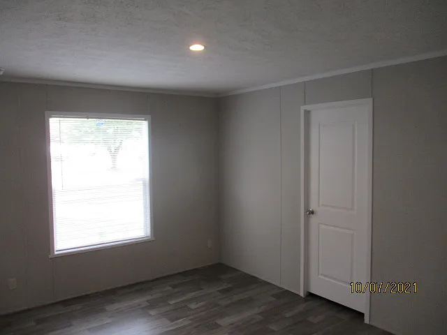 913 Moss Ave — Photo 14