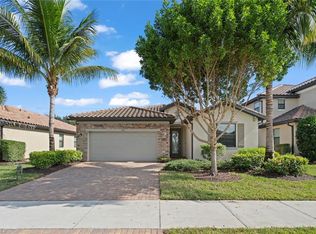 9409 Glenforest DR, NAPLES, FL 34120