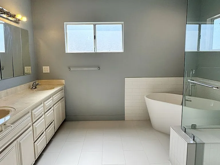 5411 Ocana Ave — Photo 22