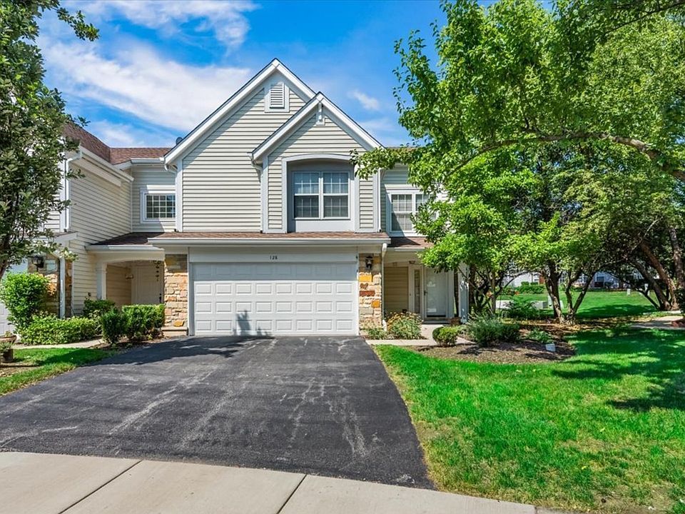 1st image of 128 Crescent Ln #128