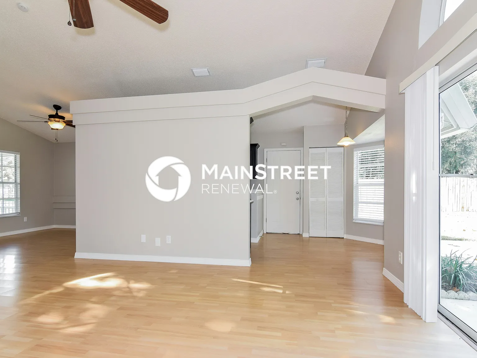 1208 Altoona Ave — Photo 3