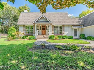 1422 Mourfield Rd, Knoxville, TN 37922