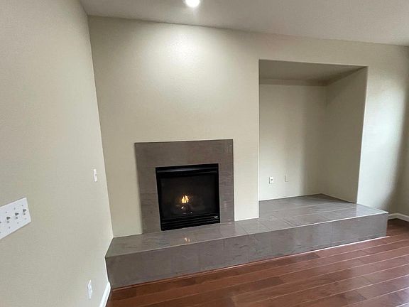 5th image of 3931 Hidden Grove Ln #1