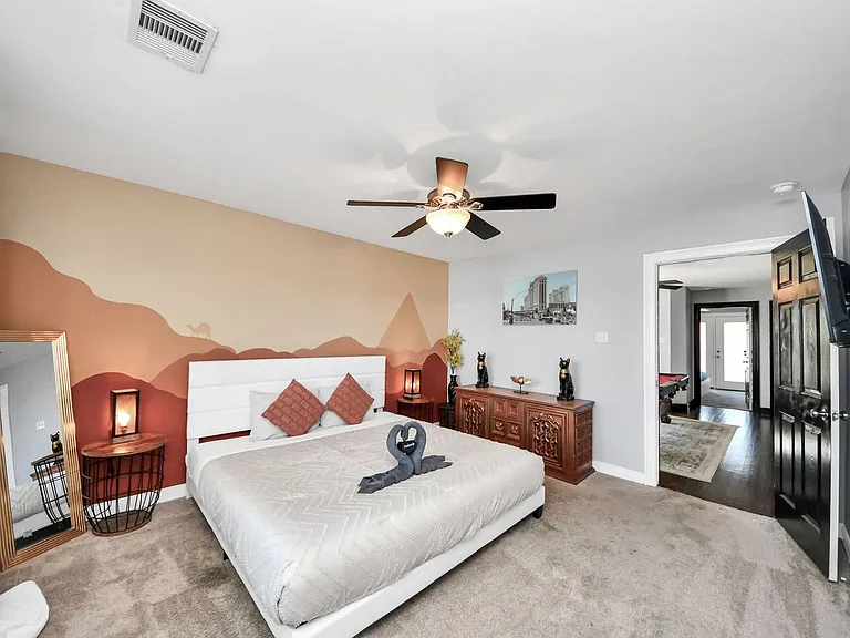 Bedroom