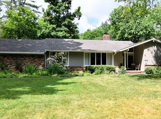 834 Haywood Dr, South Euclid, OH 44121