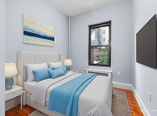 326 W 45th St APT 3F, Manhattan, NY 10036