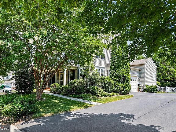 3rd image of 21565 Center Point Cir