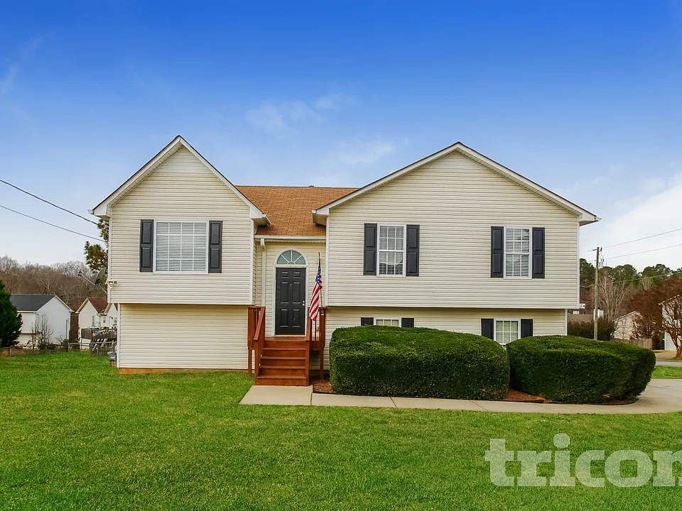 404 Remington Ct