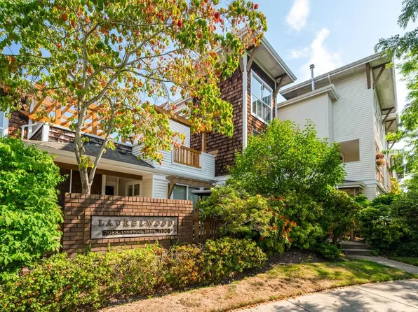 7100 Lynnwood Dr #7, Richmond, BC V7C 5S8