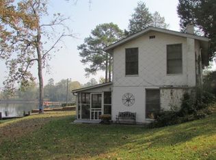 217 Summer Pl S, Ninety Six, SC 29666