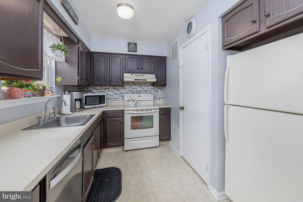Apartment in Blackwood, Bells Lake - View 5