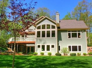 6788 E Hoxie Rd, Cedar, MI 49621