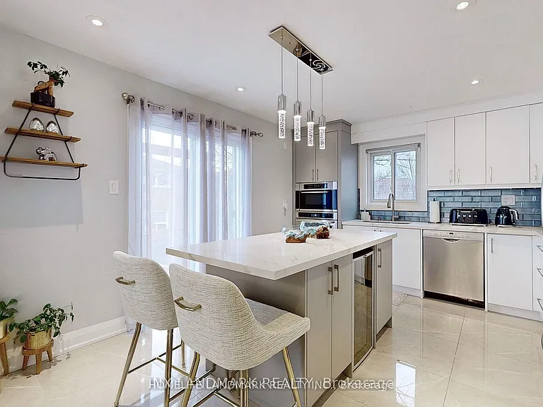 37 Justus Dr — Photo 15