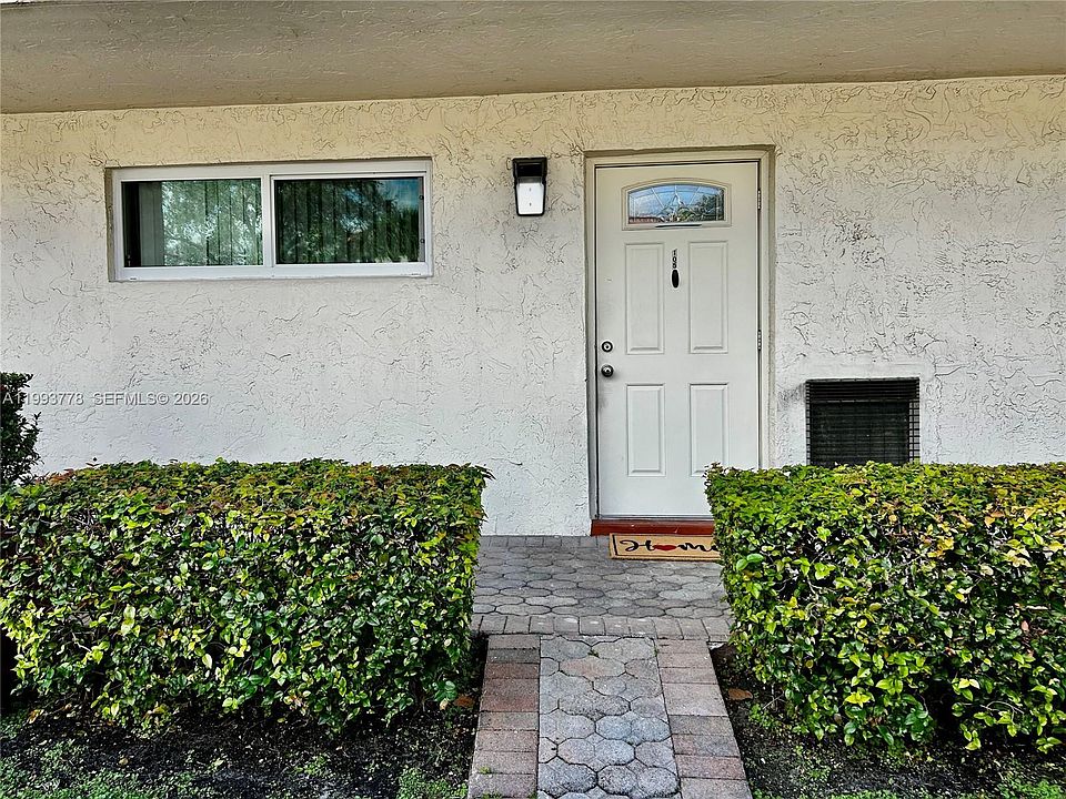 1st image of 411 S Hollybrook Dr APT 105